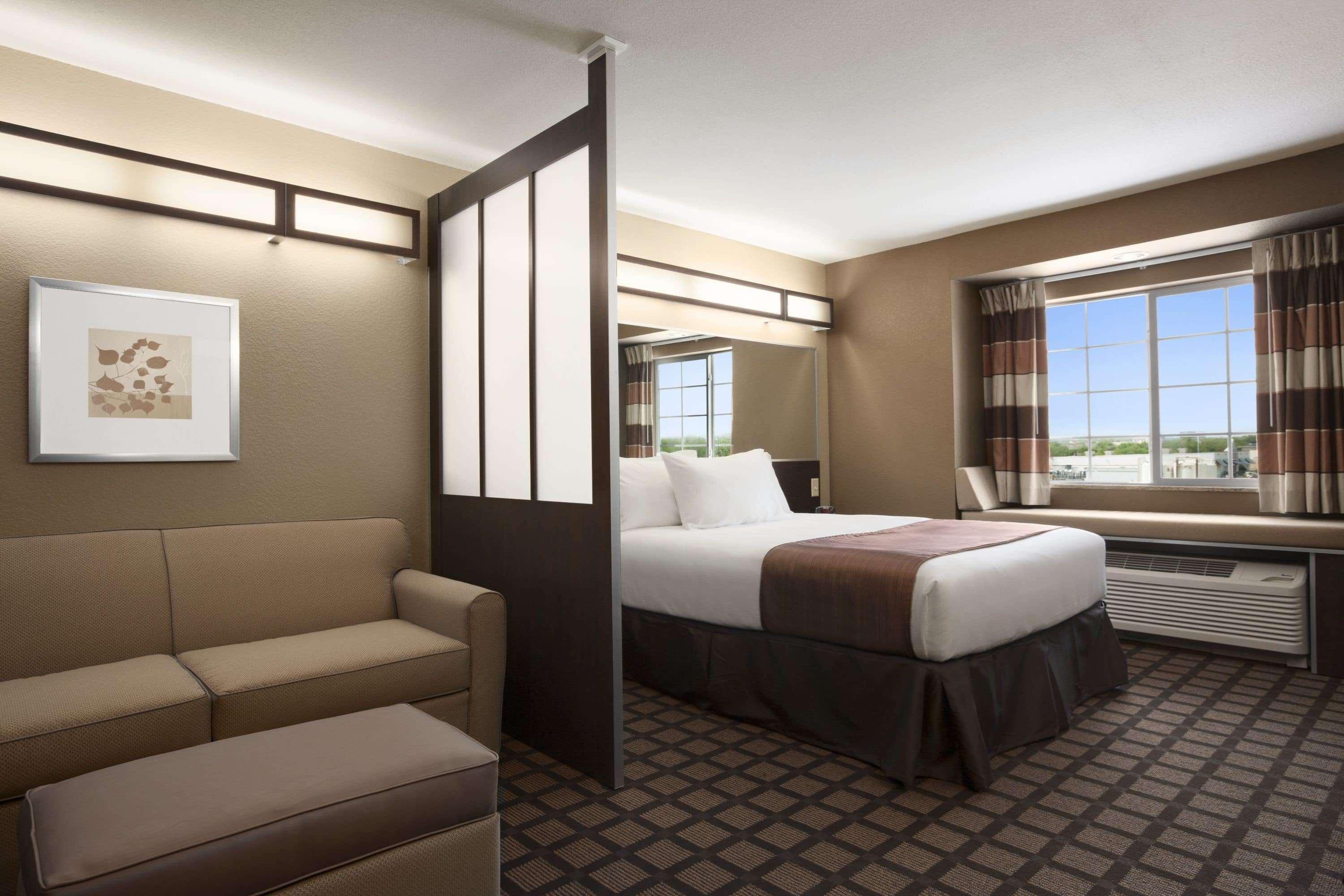 Microtel Inn & Suites Kenedy Buitenkant foto