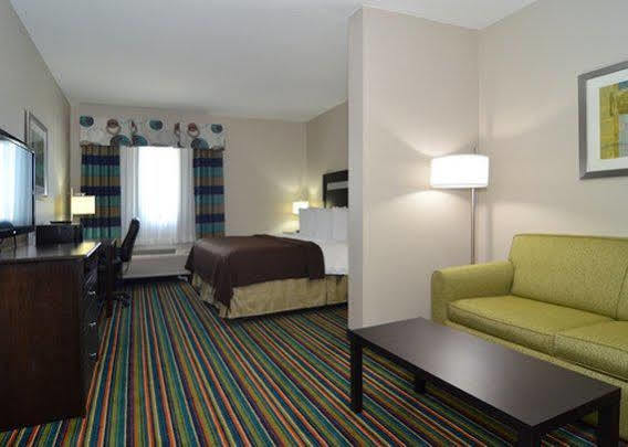 Microtel Inn & Suites Kenedy Buitenkant foto